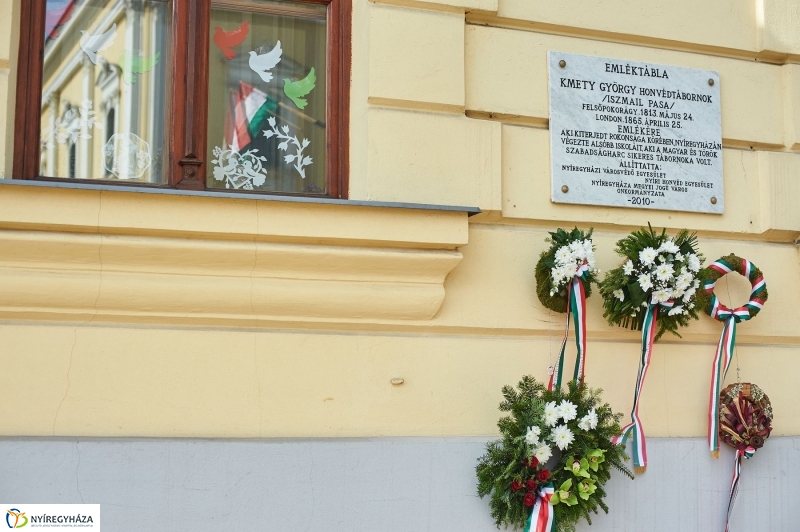 Megemlékező koszorúzások - fotó Szarka Lajos