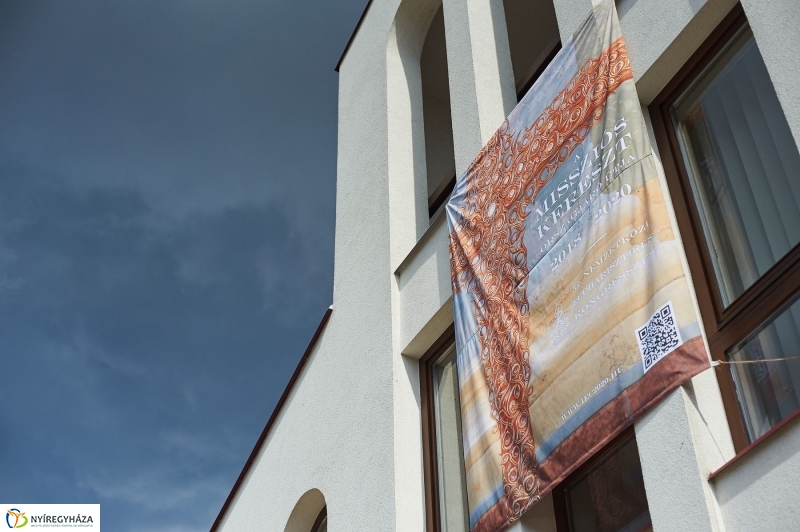 Missziós kereszt Nyíregyházán - fotó Szarka Lajos