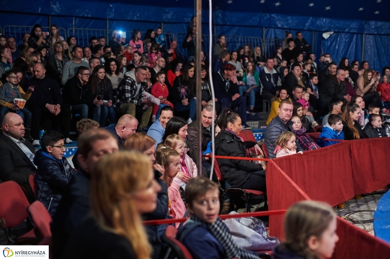 Circus America Nyíregyházán - fotó Szarka Lajos