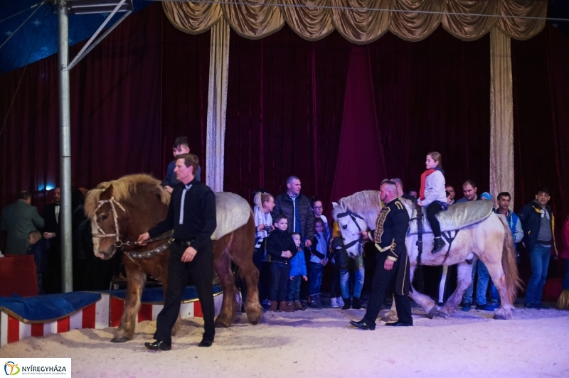 Circus America Nyíregyházán - fotó Szarka Lajos