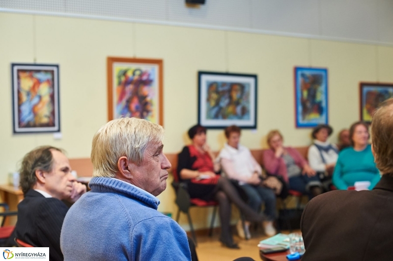 Irodalmi barangolások könyvbemutató - fotó Szarka Lajos