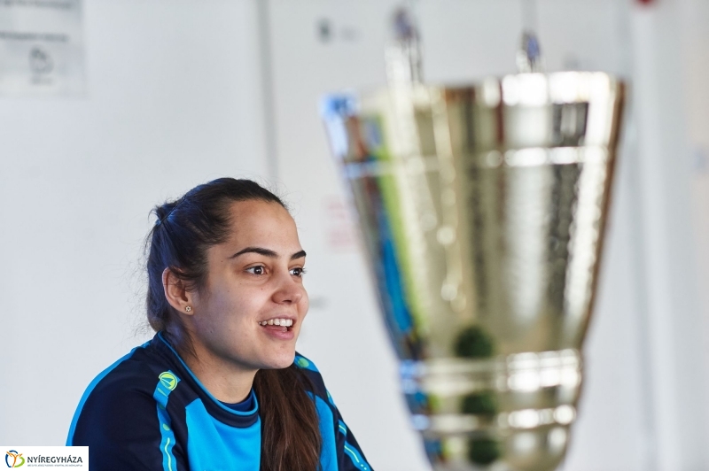 Kupagyőztes a női röpi - fotó Szarka Lajos