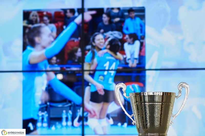 Kupagyőztes a női röpi - fotó Szarka Lajos