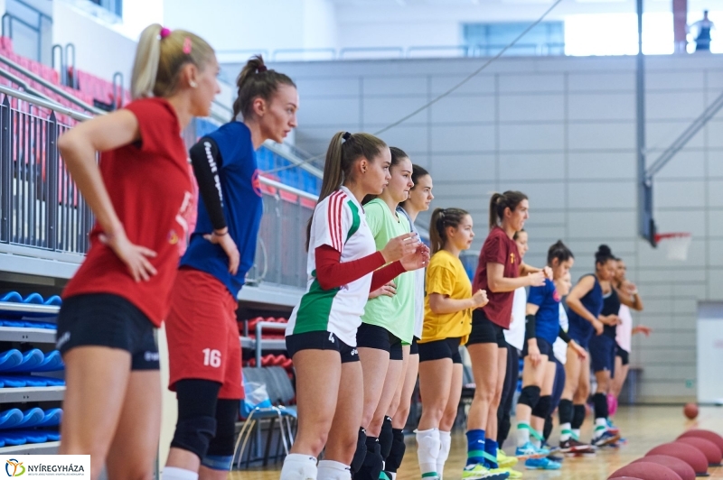 Kupagyőztes a női röpi - fotó Szarka Lajos
