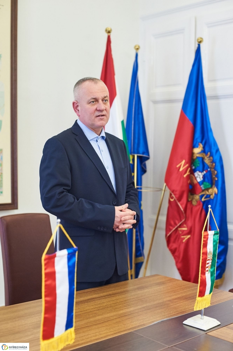 Holland diákok a Városházán - fotó Szarka Lajos