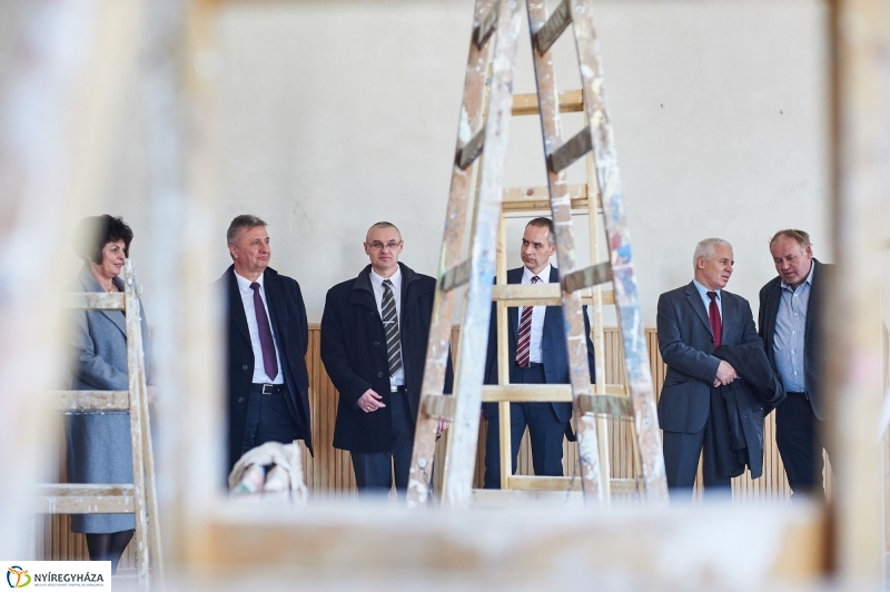 Felújított Inczédy iskola - fotó Szarka Lajos