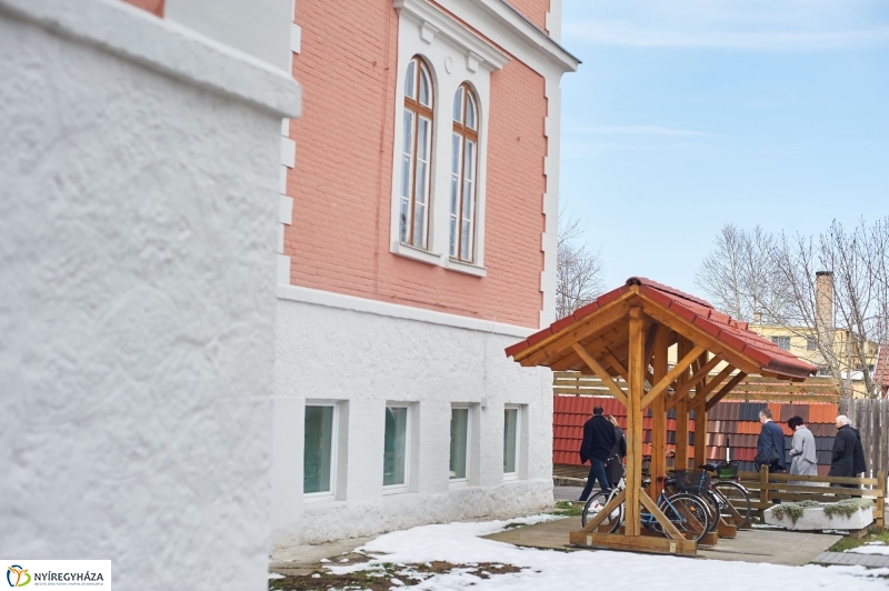 Felújított Inczédy iskola - fotó Szarka Lajos