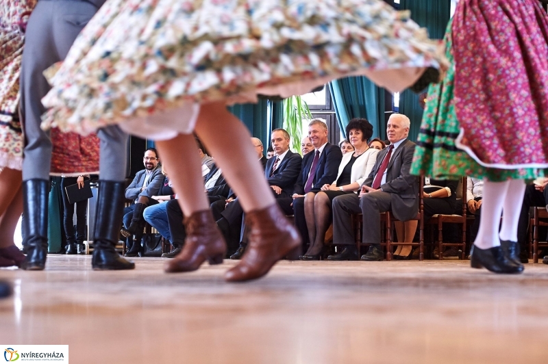 Felújított Inczédy iskola - fotó Szarka Lajos