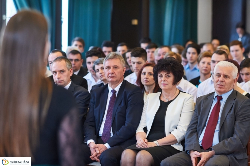 Felújított Inczédy iskola - fotó Szarka Lajos