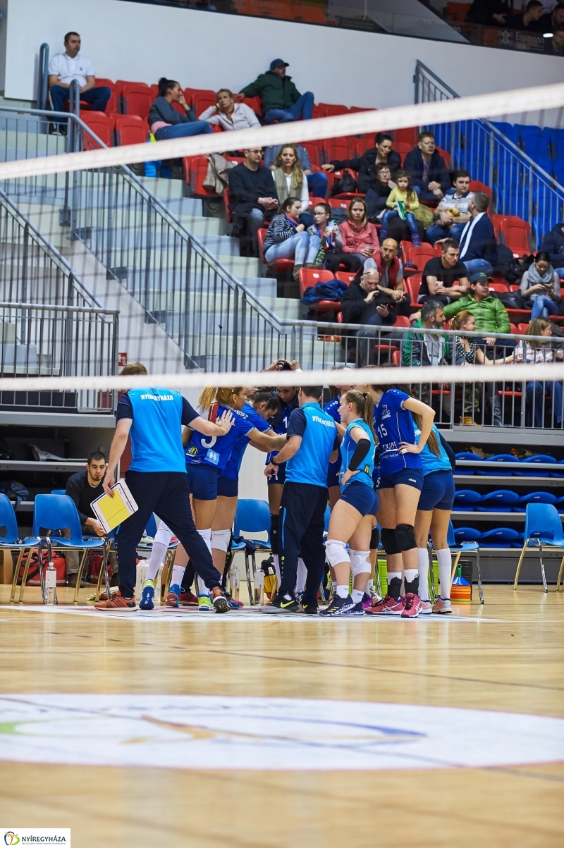 Fatum-Vasas női röpi 20180323 - fotó Szarka Lajos