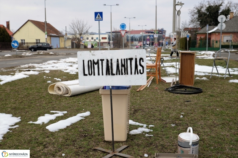 Lomtalanítás Nyíregyházán - fotó Trifonov Éva