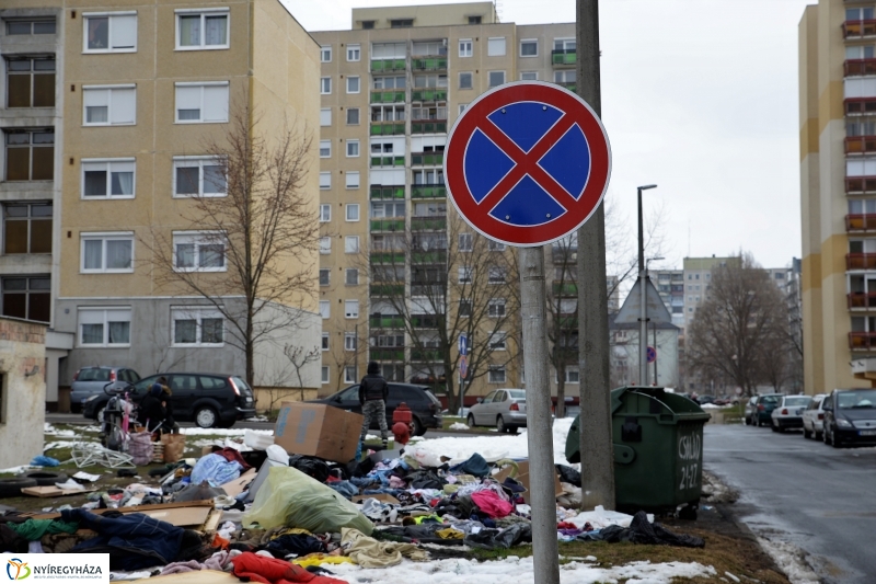 Lomtalanítás Nyíregyházán - fotó Trifonov Éva
