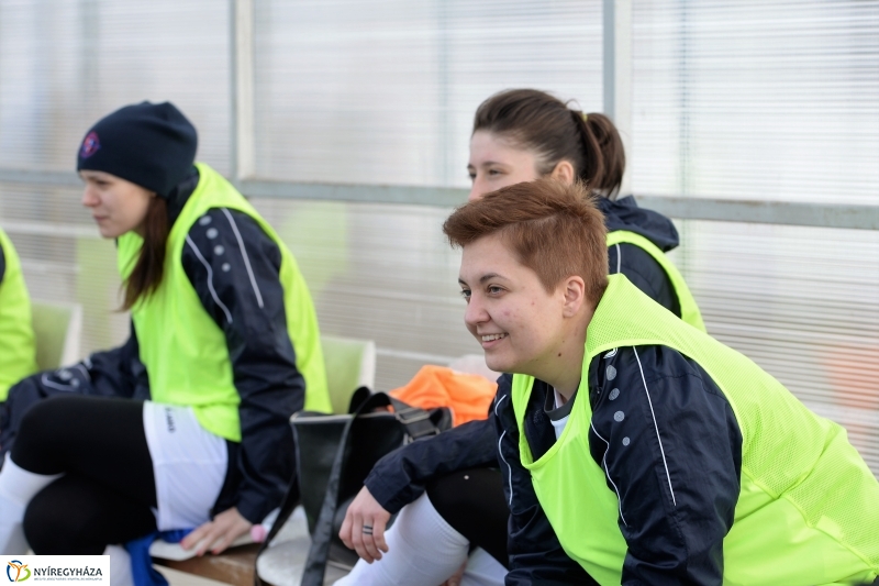 Városi derbi a női focistáknál - fotó Trifonov Éva