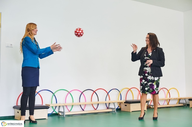 Kórházi óvoda átadó - fotó Szarka Lajos