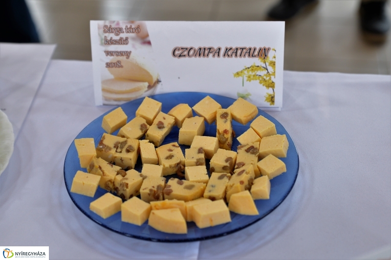 Sárgatúró verseny Nyírszőlősön - fotó Trifonov Éva