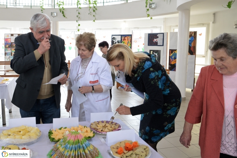 Sárgatúró verseny Nyírszőlősön - fotó Trifonov Éva