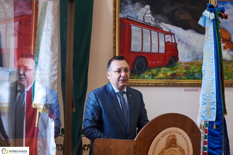 Elismerések a helyzetelemző értekezleten - fotó Szarka Lajos