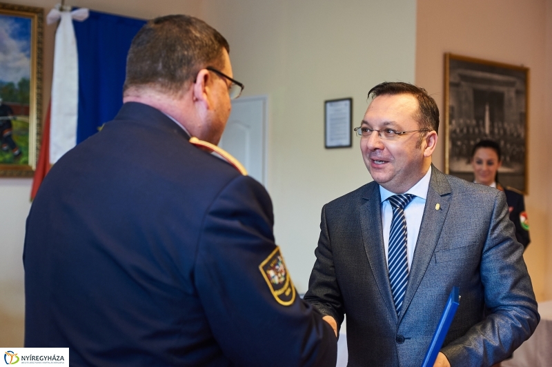 Elismerések a helyzetelemző értekezleten - fotó Szarka Lajos