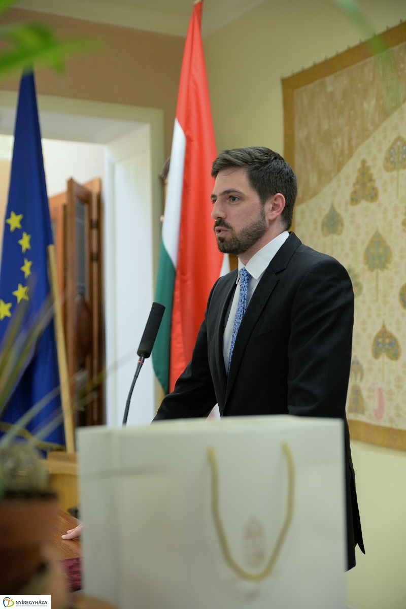 Honosítási eskütétel - fotó Trifonov Éva