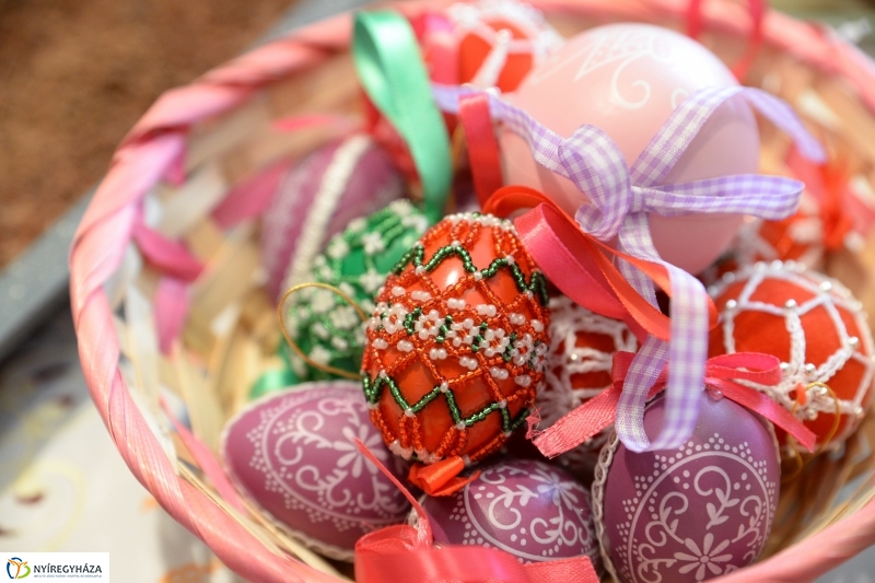 A Szabolcs Néptáncegyüttes húsvéti locsolkodása - fotó Trifonov Éva