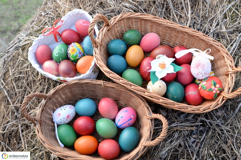 A Szabolcs Néptáncegyüttes húsvéti locsolkodása - fotó Trifonov Éva