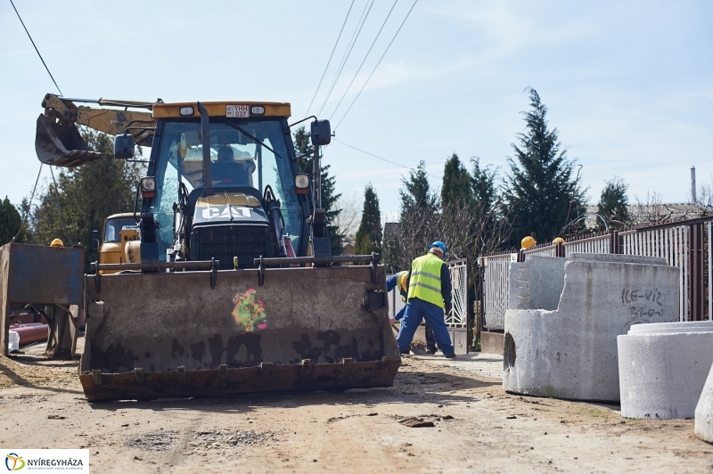 Helyszíni bejárás a Füzes utcán - fotó Szarka Lajos