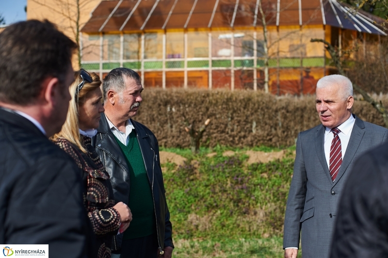 Helyszíni bejárás a Csiha Kálmán utcán - fotó Szarka Lajos