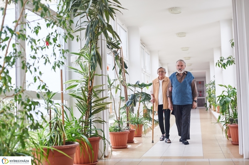 Felújítás a Szivárvány Idősek Otthonában - fotó Szarka Lajos