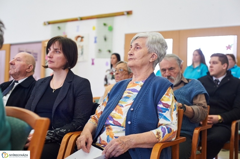 Felújítás a Szivárvány Idősek Otthonában - fotó Szarka Lajos