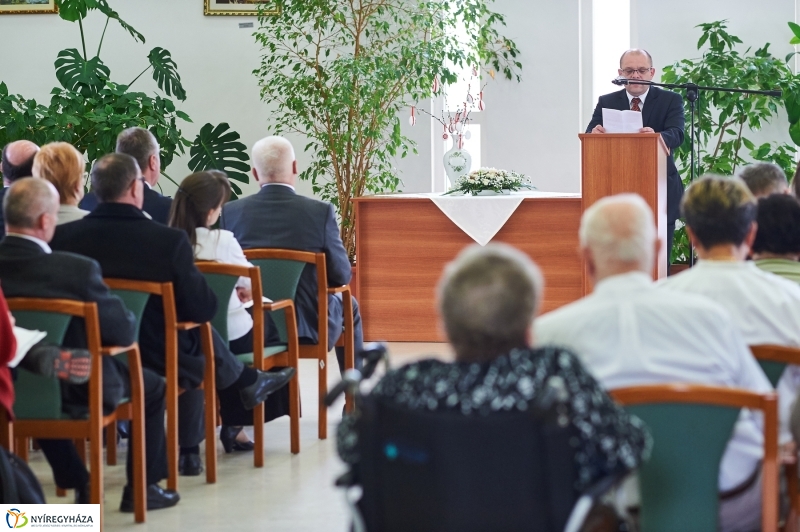 Felújítás a Szivárvány Idősek Otthonában - fotó Szarka Lajos