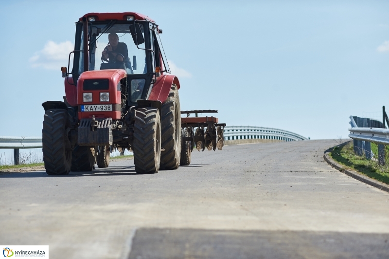Kálmánházai felüljáró újra nyitása - fotó Szarka Lajos