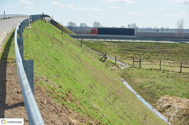 Kálmánházai felüljáró újra nyitása - fotó Szarka Lajos