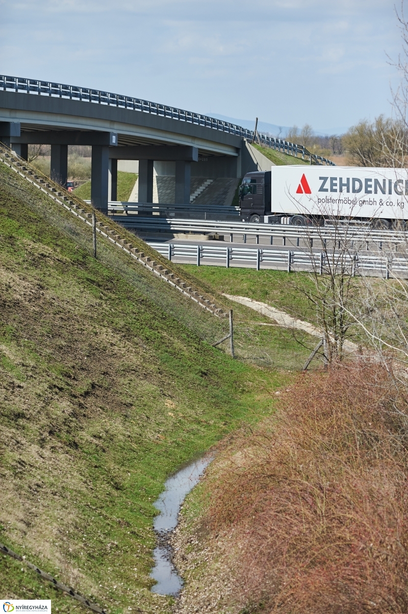 Kálmánházai felüljáró újra nyitása - fotó Szarka Lajos