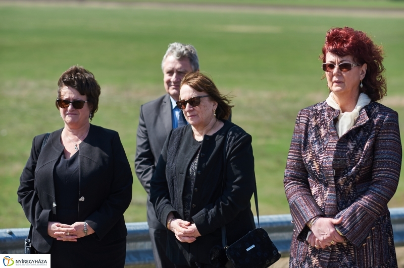 Kálmánházai felüljáró újra nyitása - fotó Szarka Lajos