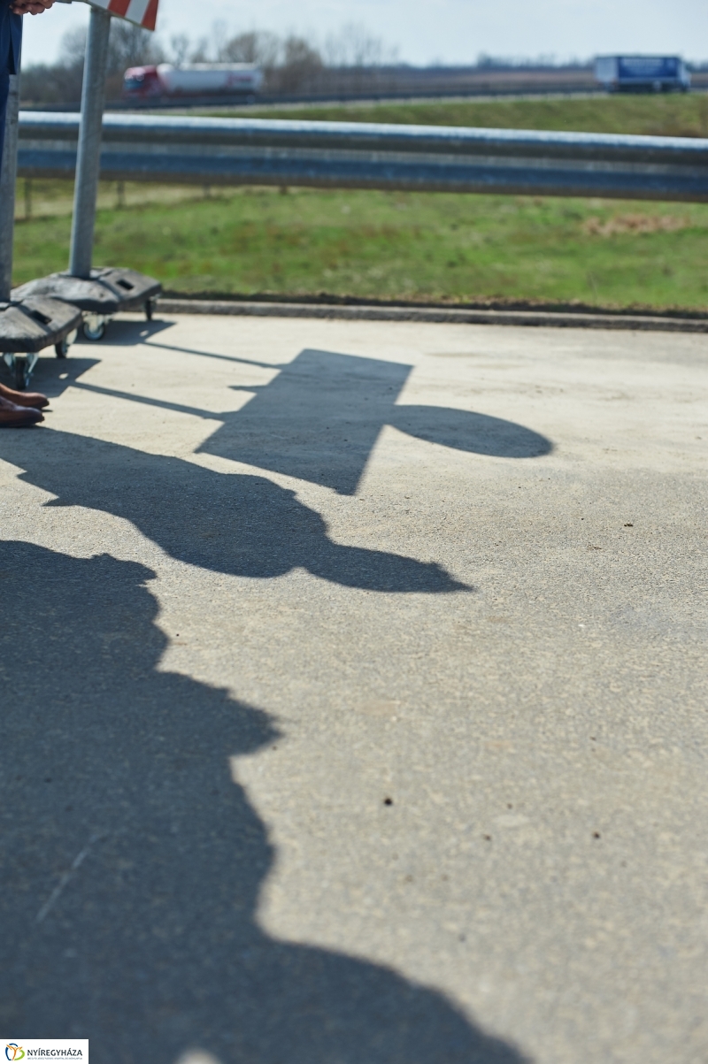 Kálmánházai felüljáró újra nyitása - fotó Szarka Lajos