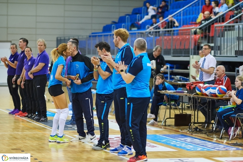 Fatum-UTE női röpi - fotó Szarka Lajos