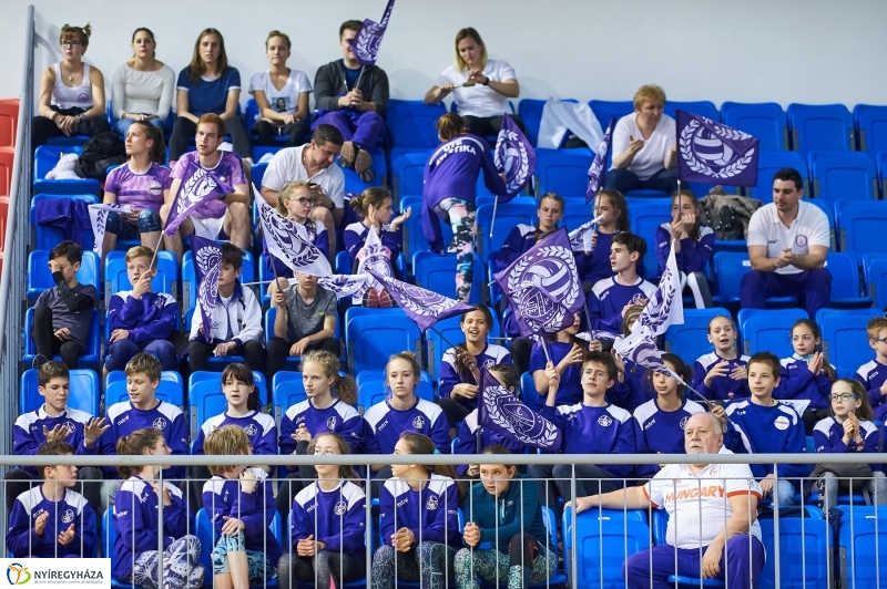 Fatum-UTE női röpi - fotó Szarka Lajos