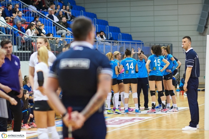 Fatum-UTE női röpi - fotó Szarka Lajos