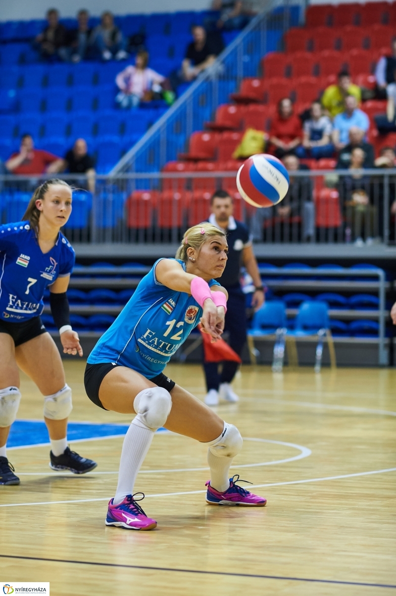 Fatum-UTE női röpi - fotó Szarka Lajos