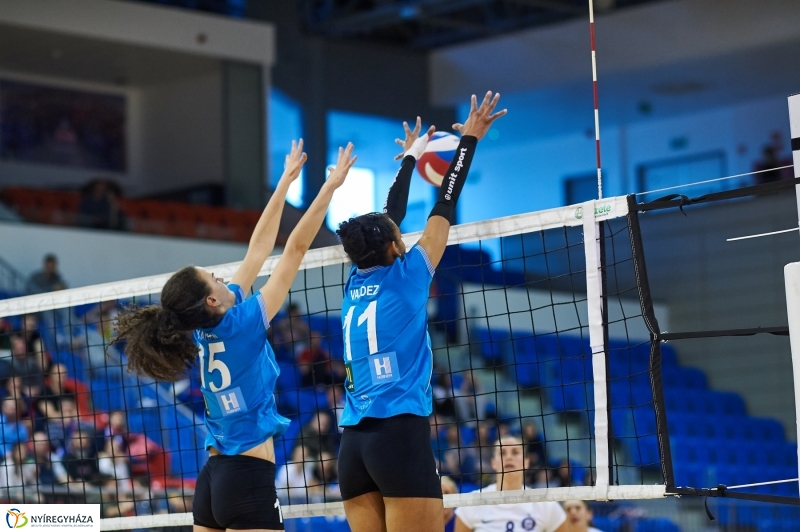 Fatum-UTE női röpi - fotó Szarka Lajos