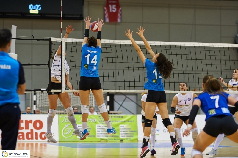 Fatum-UTE női röpi - fotó Szarka Lajos