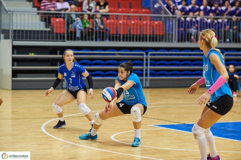 Fatum-UTE női röpi - fotó Szarka Lajos