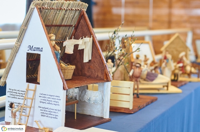 Csuhészobor kiállítás a Városmajorban - fotó Szarka Lajos