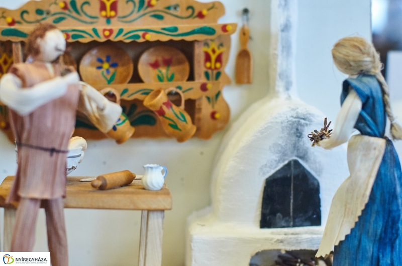 Csuhészobor kiállítás a Városmajorban - fotó Szarka Lajos