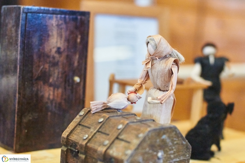 Csuhészobor kiállítás a Városmajorban - fotó Szarka Lajos