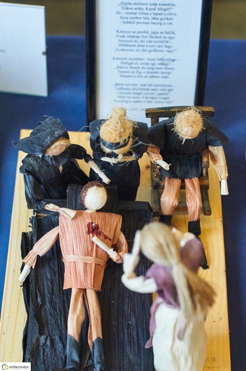 Csuhészobor kiállítás a Városmajorban - fotó Szarka Lajos