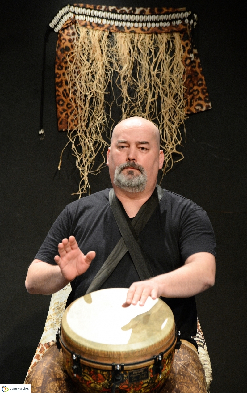 Maszmók Afrikában - fotó Trifonov Éva