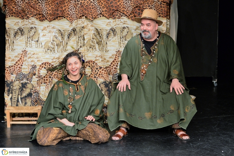 Maszmók Afrikában - fotó Trifonov Éva