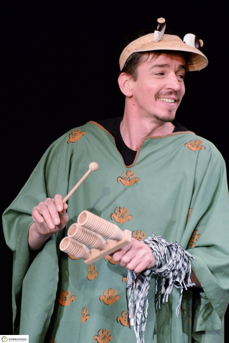 Maszmók Afrikában - fotó Trifonov Éva