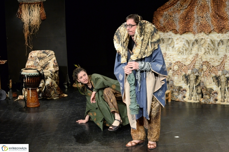 Maszmók Afrikában - fotó Trifonov Éva